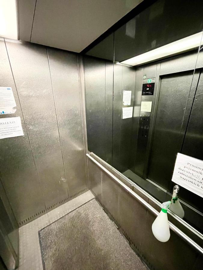 Super Apartament Blue Scisle Centrum Dwie Linie Metra Netflix Wifi 300 Mbs Panorama Miasta Варшава Екстериор снимка